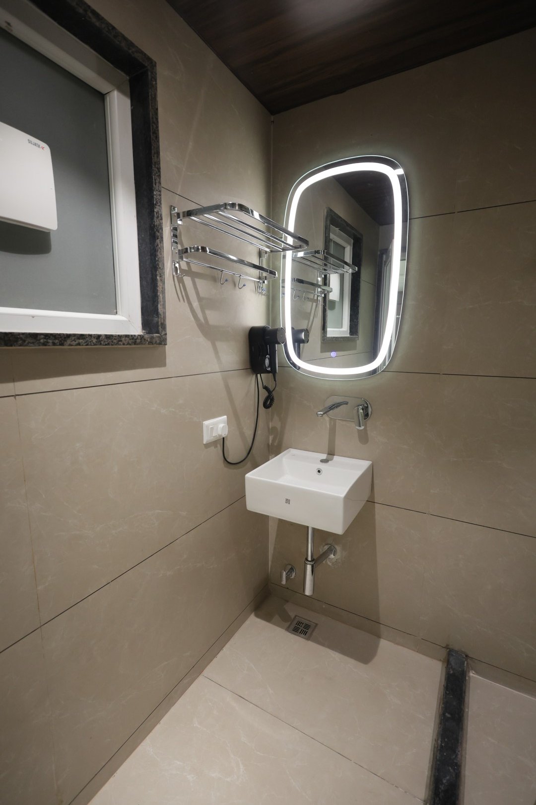 Bathroom 1 — Aspiro Living, premium girls PG in Karol Bagh